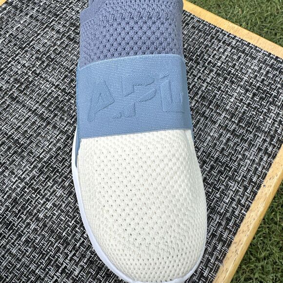 APL TechLoom Bliss Womens Sz: 8.5 Light Blue, periwinkle blue and cream/wh - Picture 8 of 16